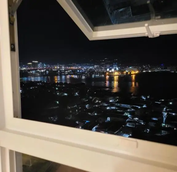 سوییت با چشم‌انداز دریا, Sempre Premier Inn   Mactan Airport
