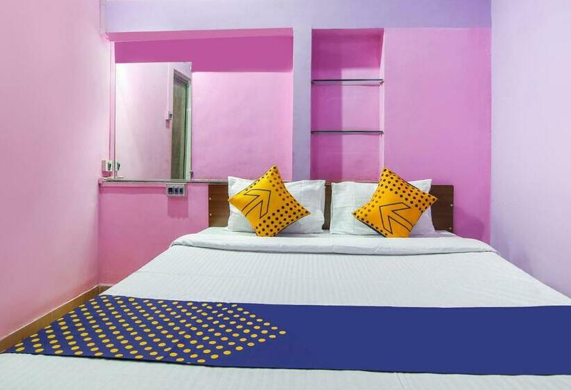 غرفة إدارية ثلاثية, Spot On 67841 Hotel Rajeshwar