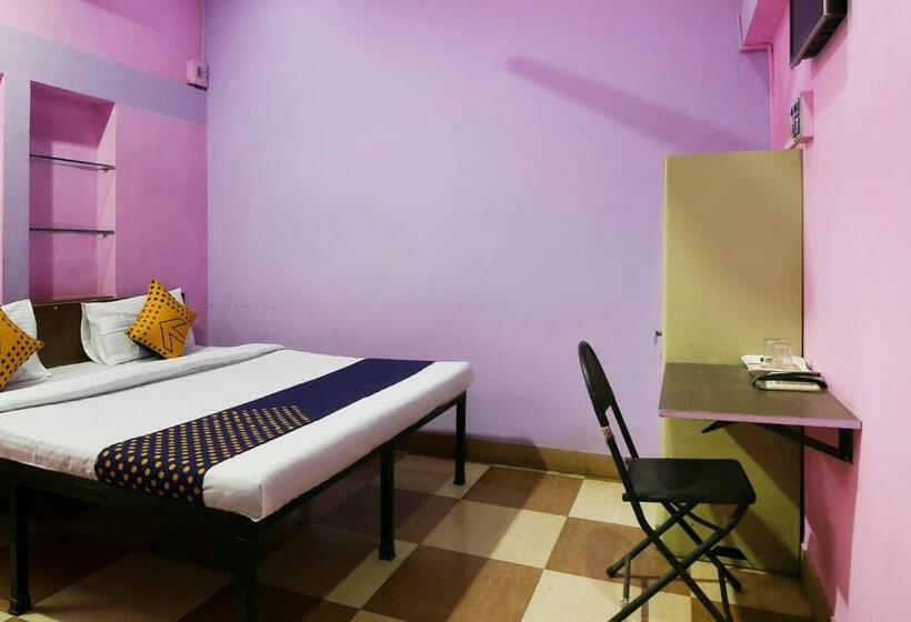 غرفة قياسية ثلاثية, Spot On 67841 Hotel Rajeshwar