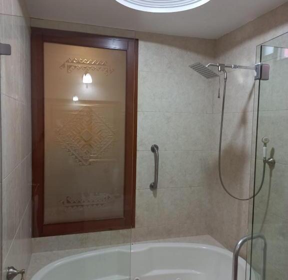 سوییت, Marhialja Hotel Boutique