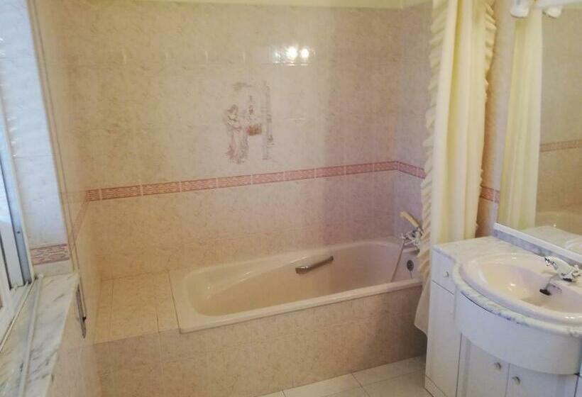 اتاق خانوادگی, Guesthouse Tavira Moura