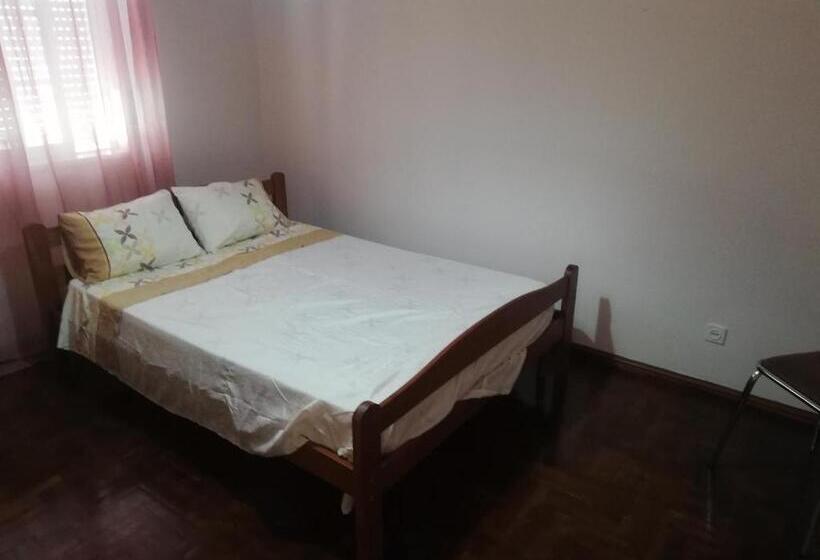 اتاق خانوادگی, Guesthouse Tavira Moura