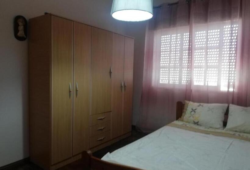 اتاق خانوادگی, Guesthouse Tavira Moura