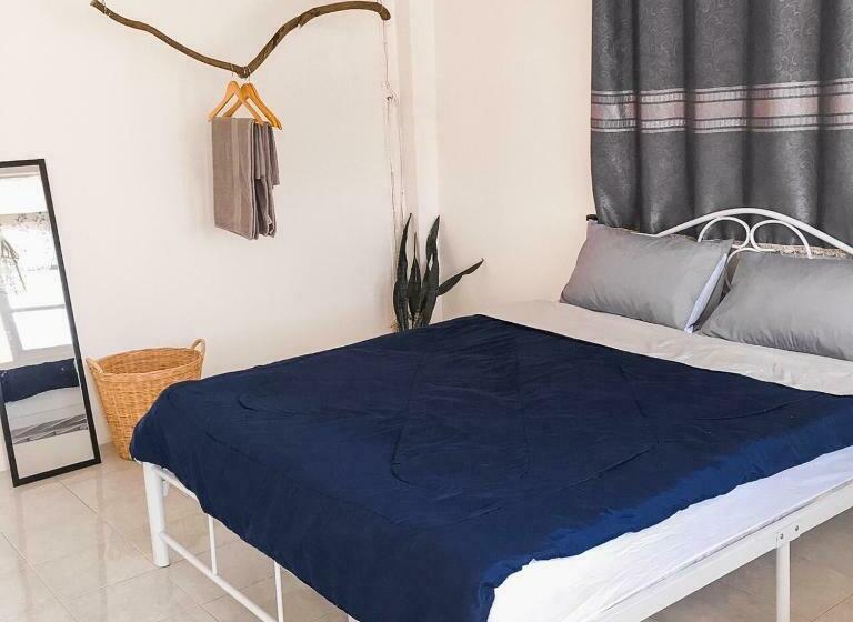 バルコニー付きスタンダードルーム, Take A Rest At Nakhon Phanom