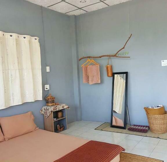 バルコニー付きスタンダードルーム, Take A Rest At Nakhon Phanom