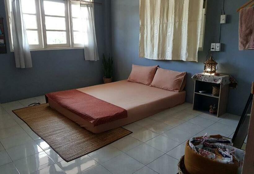 バルコニー付きスタンダードルーム, Take A Rest At Nakhon Phanom