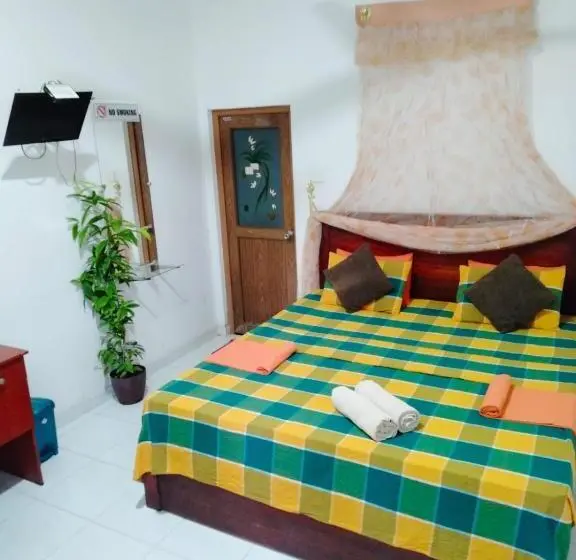 デラックスルーム, Dinimuthu Rest Inn