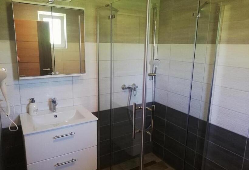 חדר דלוקס עם מרפסת, Haus Alexis