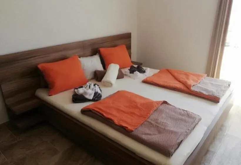 Deluxe-huone, Haus Alexis