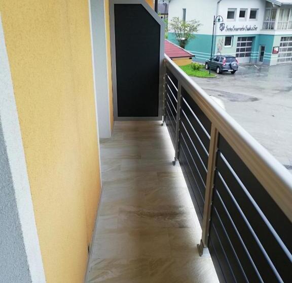 חדר דלוקס עם מרפסת, Haus Alexis