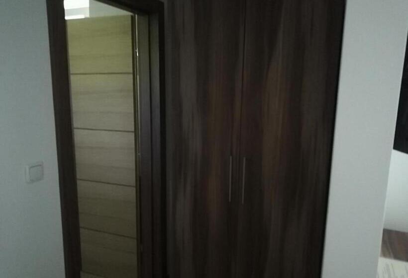 חדר דלוקס, Haus Alexis