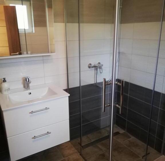 חדר דלוקס, Haus Alexis