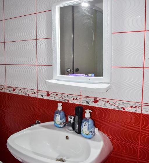 スタンダードトリプルルーム, Pensiunea Arizona