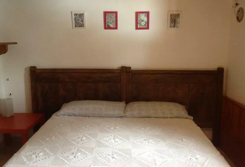 バスルーム共有のトリプルスタンダード, B&b La Miando