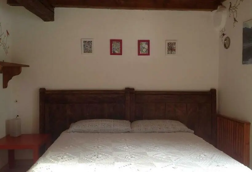 バスルーム共有のトリプルスタンダード, B&b La Miando