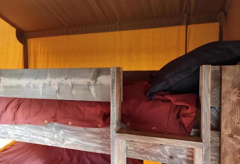 Standard Tent, Domaine De La Clauzade