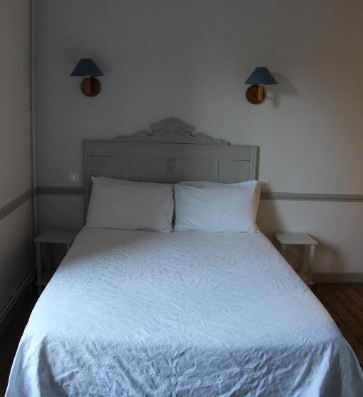 Standard room with outdoor bath, Les Mouettes