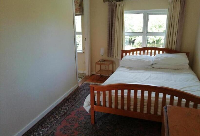 חדר סטנדרט, Lisieux House On Lough Neagh