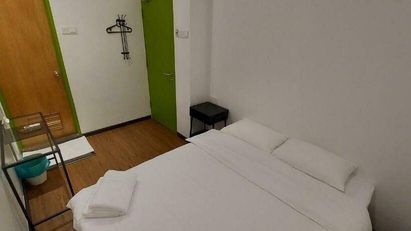 スタンダードルーム, Olive Bedz