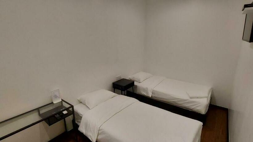 スタンダードルーム, Olive Bedz