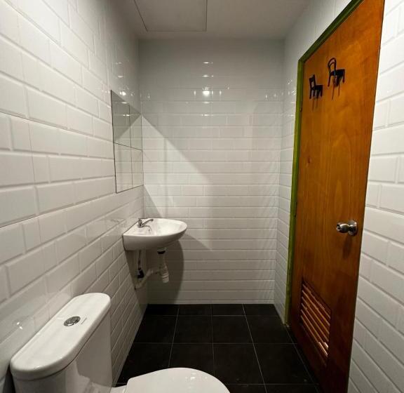 ファミリールーム, Olive Bedz