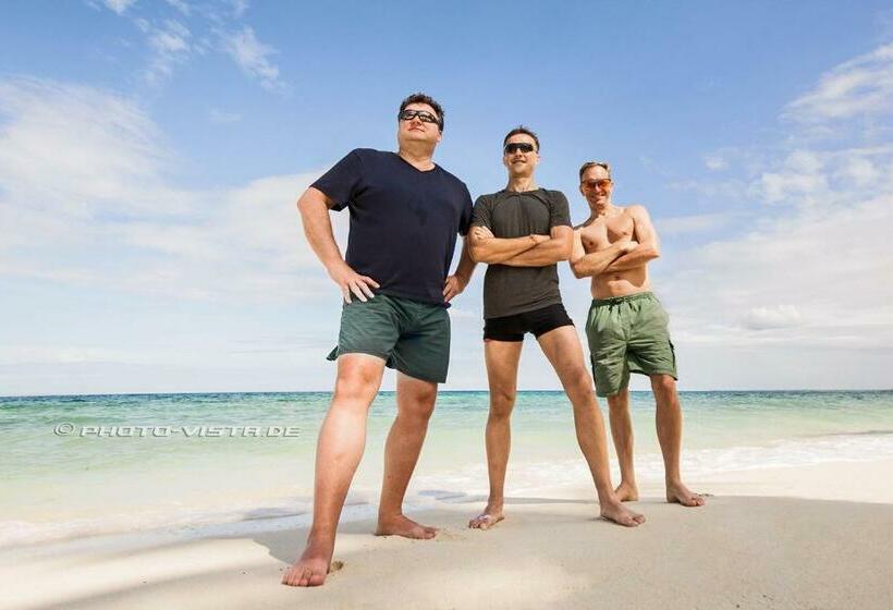 스탠다드 방갈로, Camotes Eden