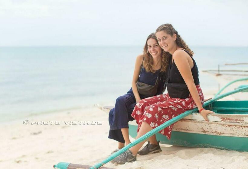 스탠다드 방갈로, Camotes Eden