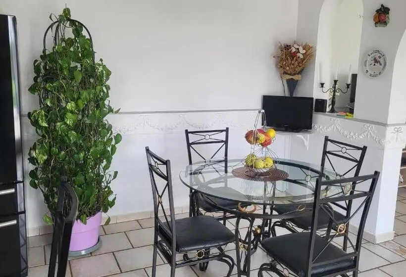 デラックスルーム, Maison D Hôtes Salvatrice