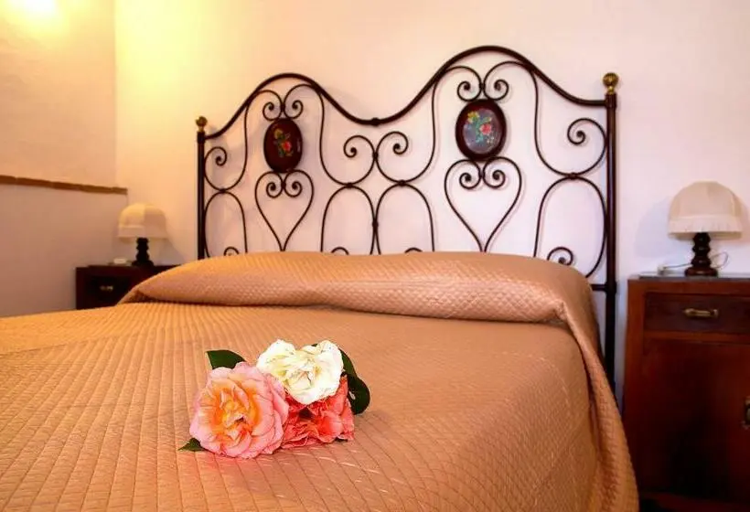 キングサイズベッドのスタンダードルーム, Sassomatto B&b Bioagriturelax