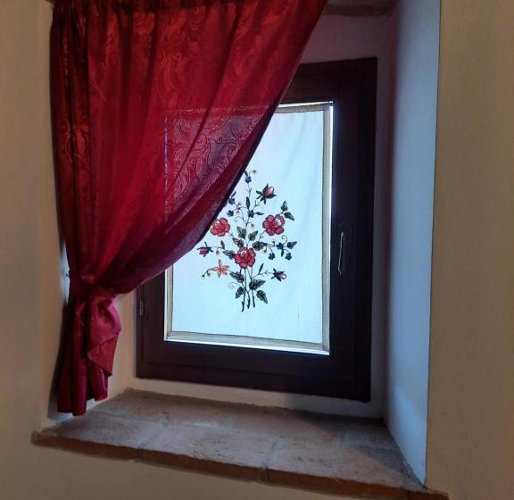 ガーデンビュースタンダードルーム, Sassomatto B&b Bioagriturelax