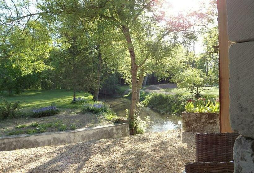 标准房带园景, Le P Tit Nid De Gabriel