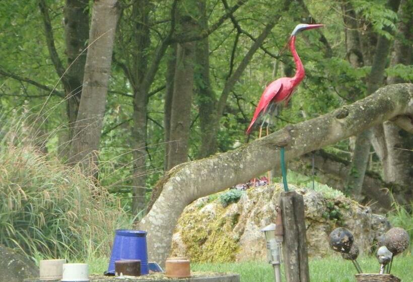 标准房带园景, Le P Tit Nid De Gabriel