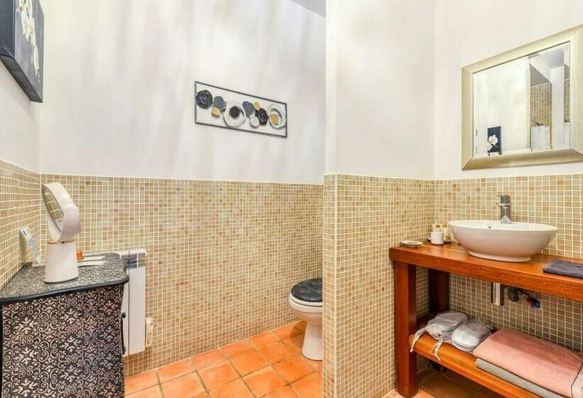 Номер Deluxe, Maison Dix Chambres D Hôtes Et Espace Spa Bien être