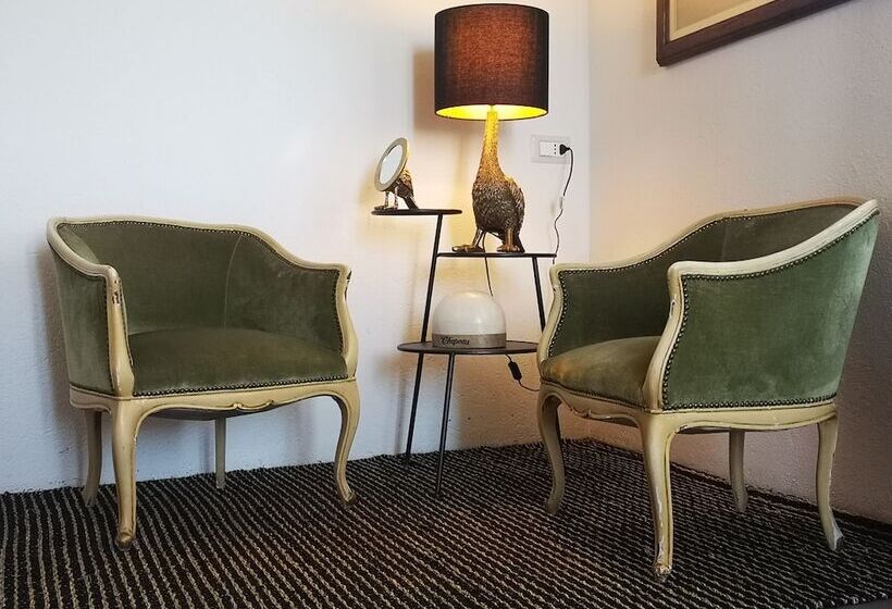 חדר סטנדרט, Theresa Sulla Collina