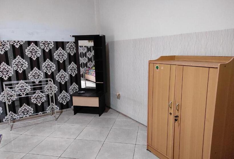 חדר סטנדרט, Capital O 91650 Hotel Pratama