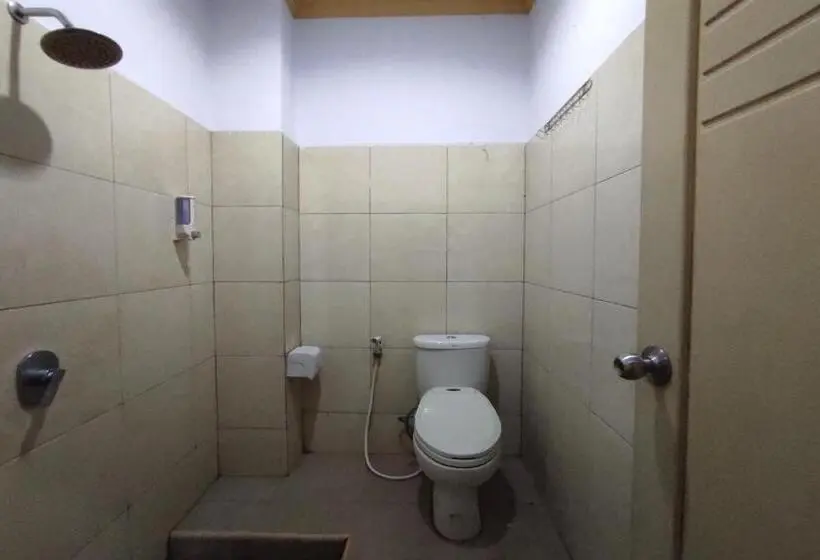 デラックススイート, Capital O 91650 Hotel Pratama
