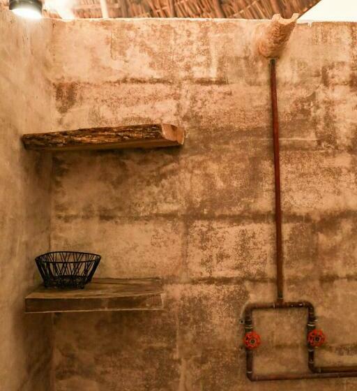 스위트, Cenote Secreto Maya