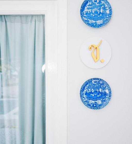 キングサイズベッドのスタンダードルーム, Chertel Poshtel