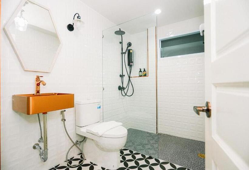 Стандартный Номер Кровать Кинг, Chertel Poshtel