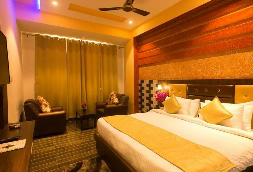 标准间, Kings Regency