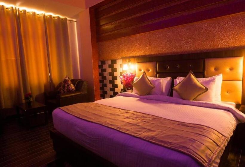 高级大房间, Kings Regency