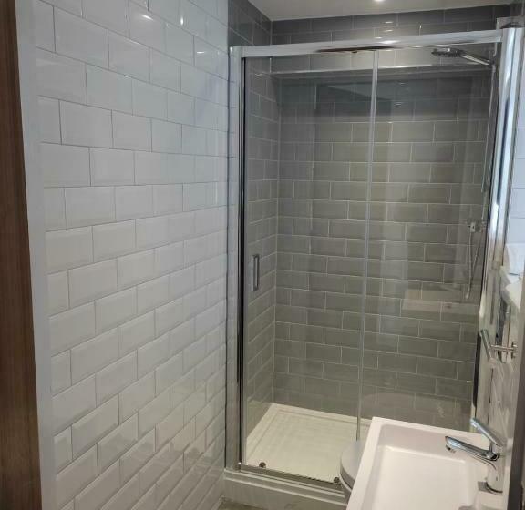 スタンダードルーム, Mango The