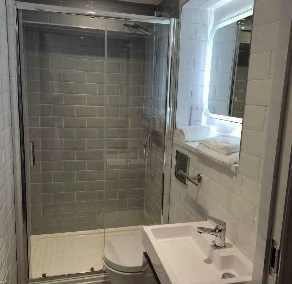 スタンダードルーム, Mango The