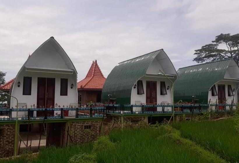 غرفة عائلية, Limerr Resto Resort