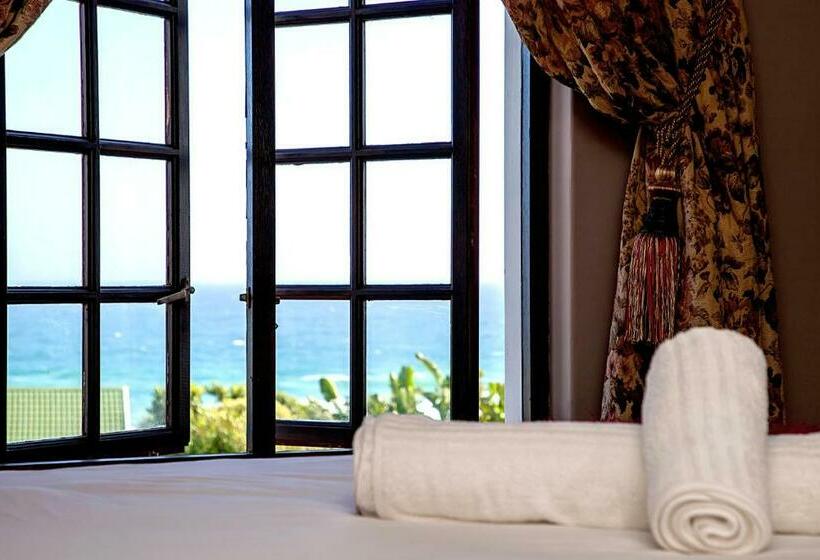 クラシックルーム, Aha Guest House