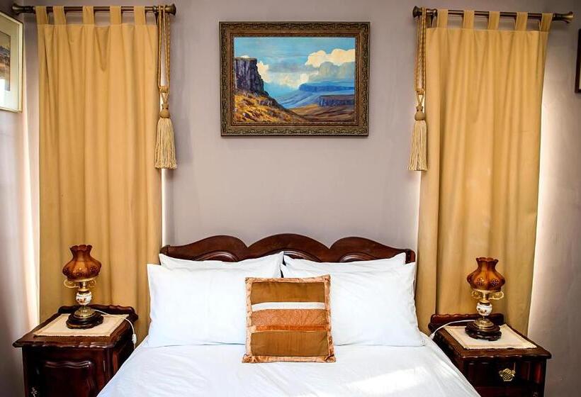 クラシックルーム, Aha Guest House