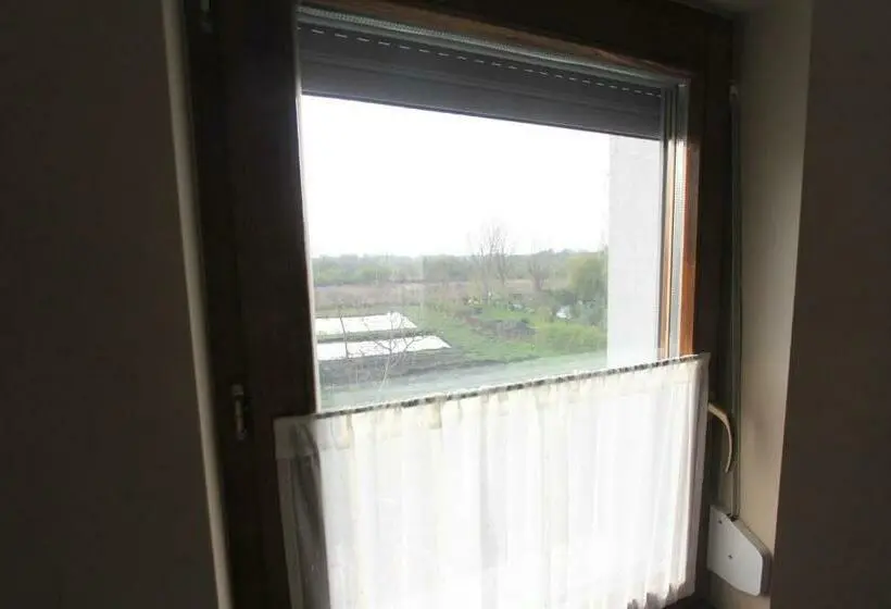 Superior room with lake view, Berger Pince és Vendégház
