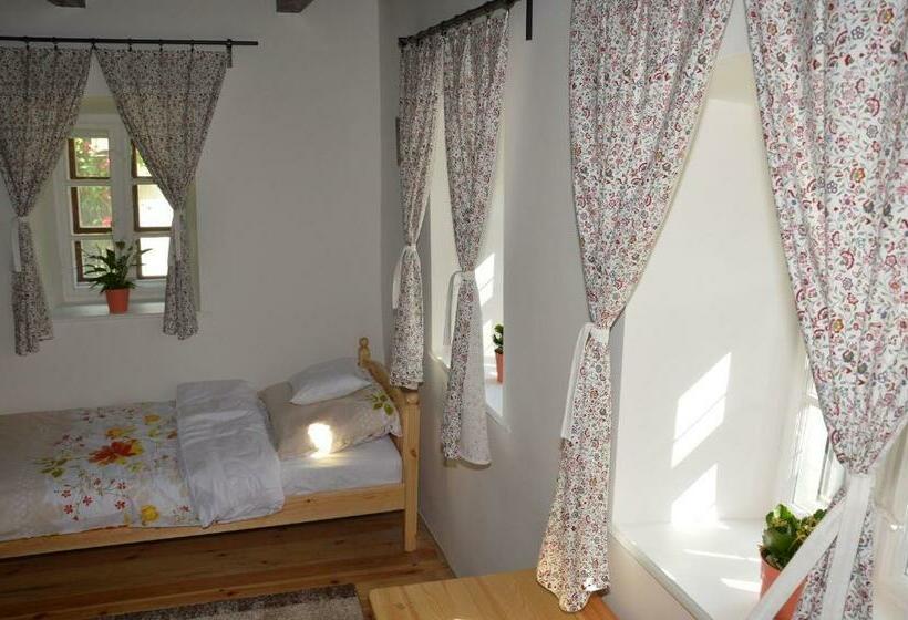 דירת שני חדרים, Cicahegy Vendégház