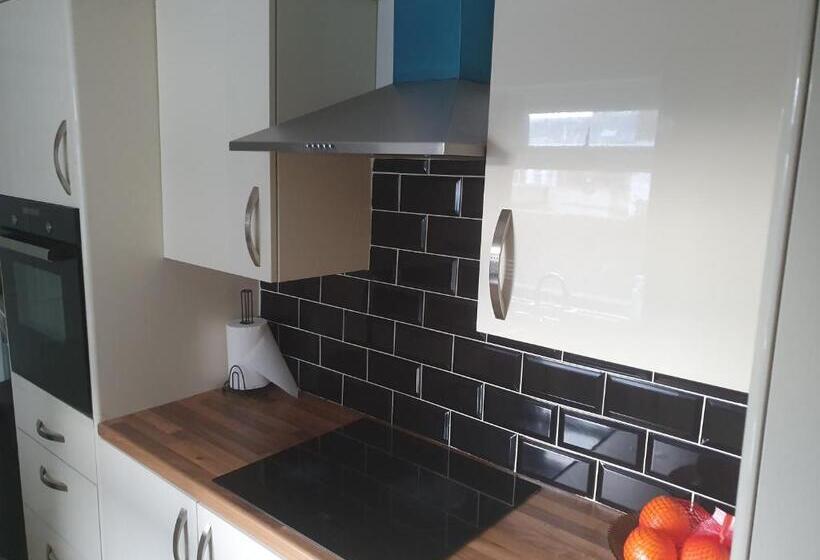 Номер Стандарт, En Suite Bedrooms, Heaton, Newcastle