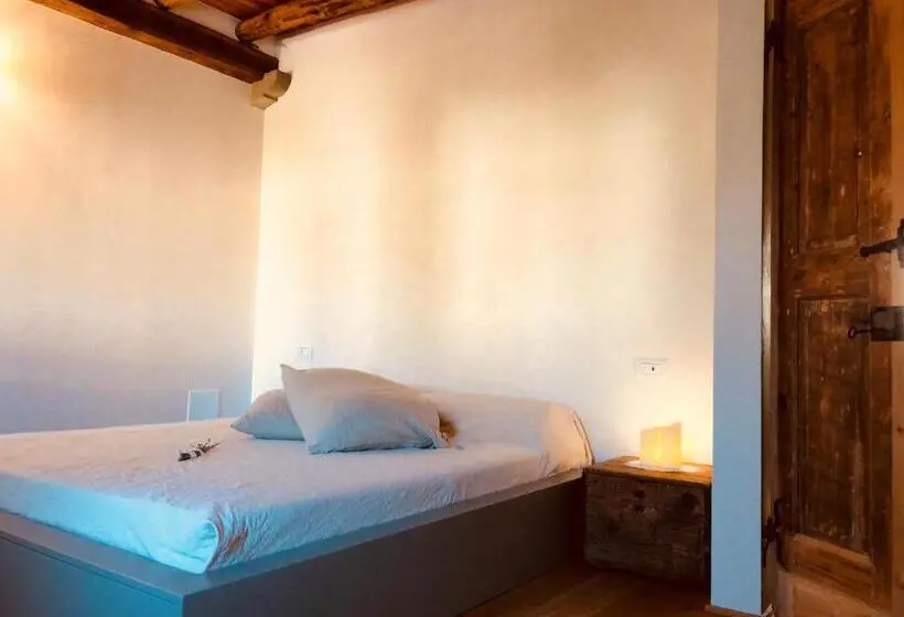 Standard room with outdoor bath, Relais Poggio Pagnan